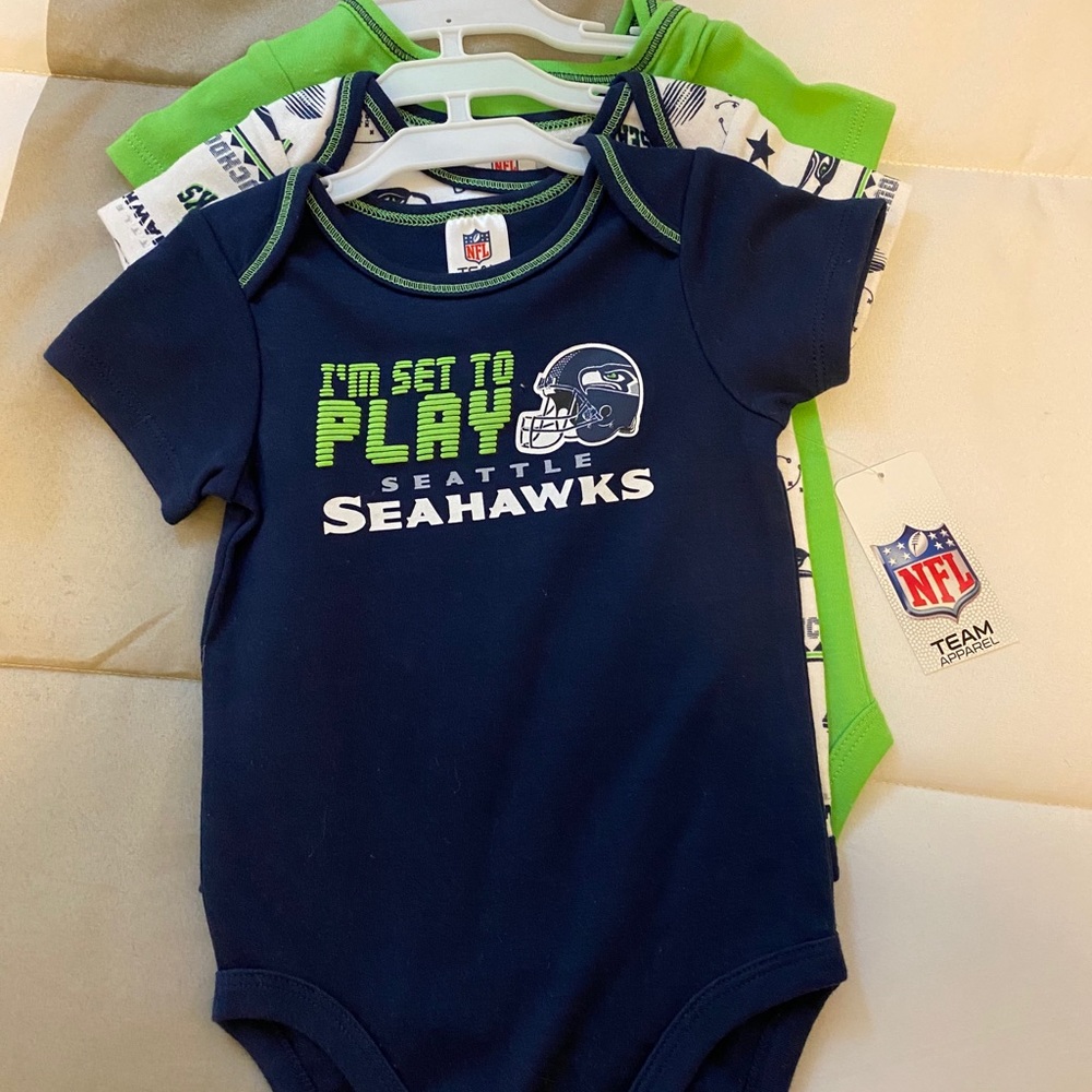 Seattle Seahawks Onesie Set